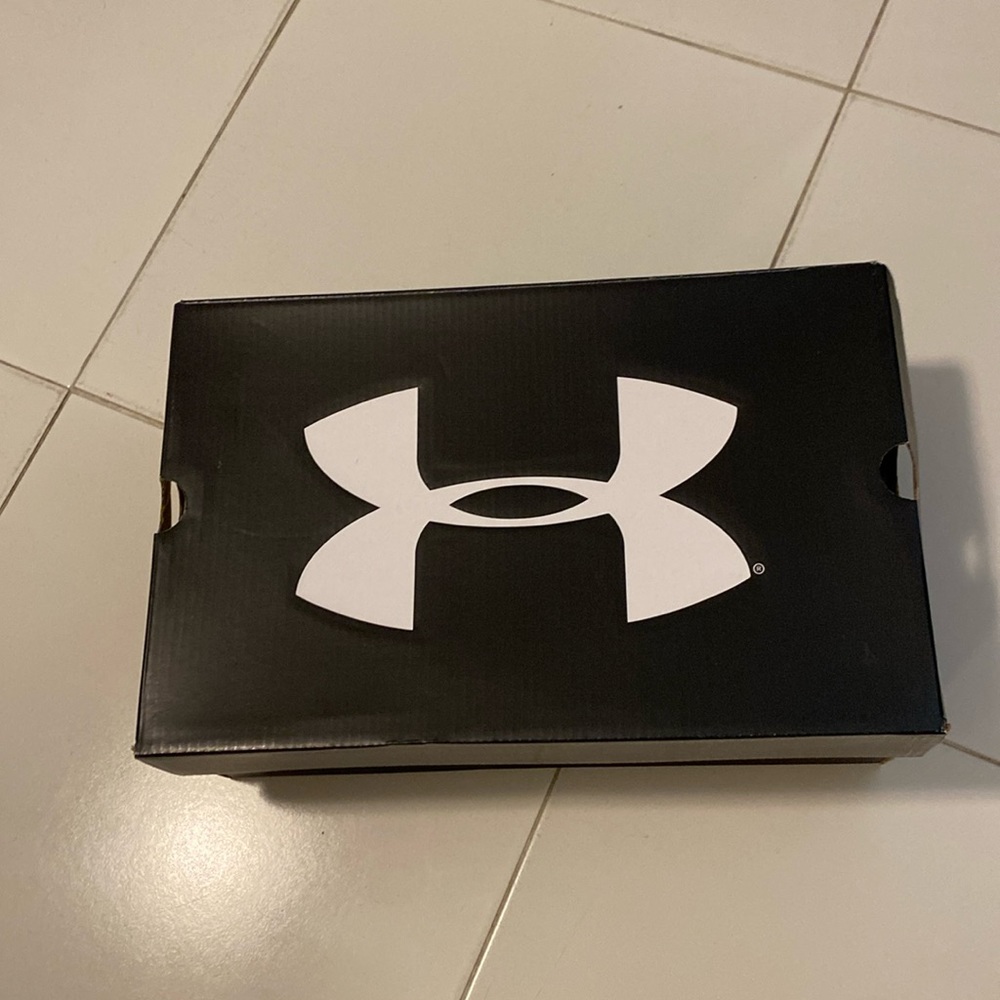 UNDER ARMOUR SNEAKERS BRAND NEW IN BOX.